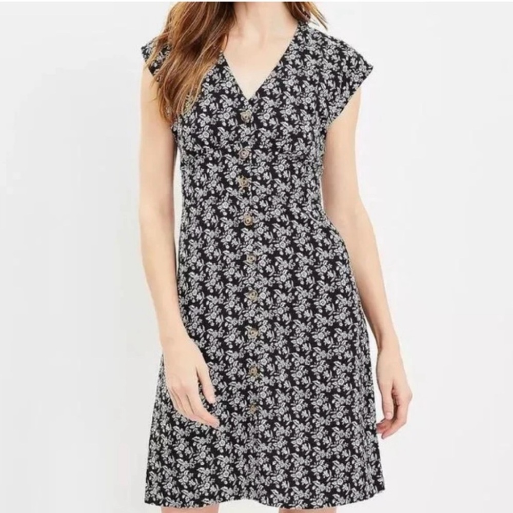 LOFT Black Floral button Down Dress. Linked 36” Bust 38”, waist 30 inches